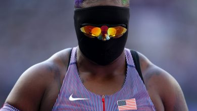 why-olympian-raven-saunders-throws-shot-put-in-a-distinctive,-full-face-mask